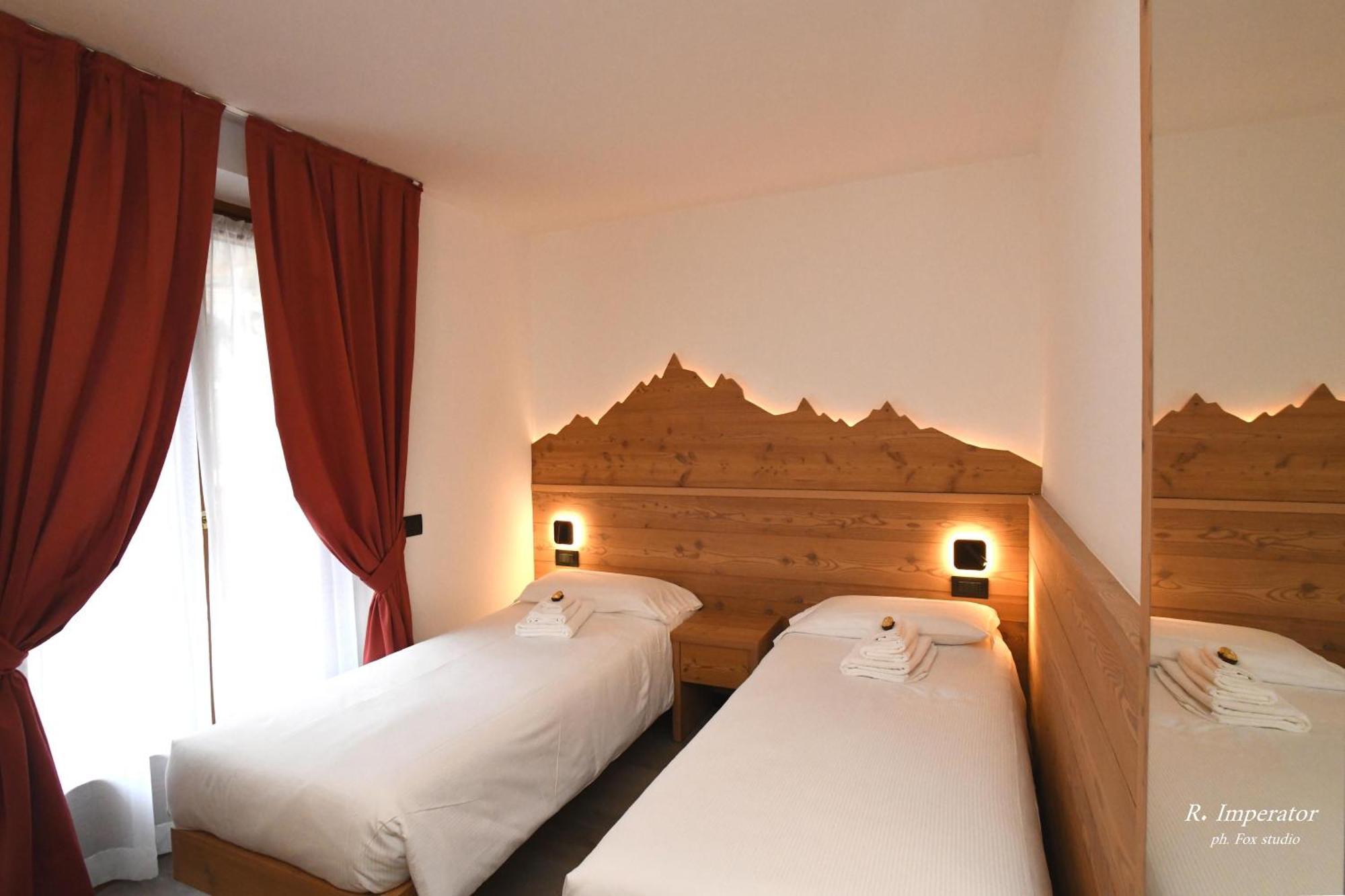 Park Residence Imperator Carisolo Ngoại thất bức ảnh